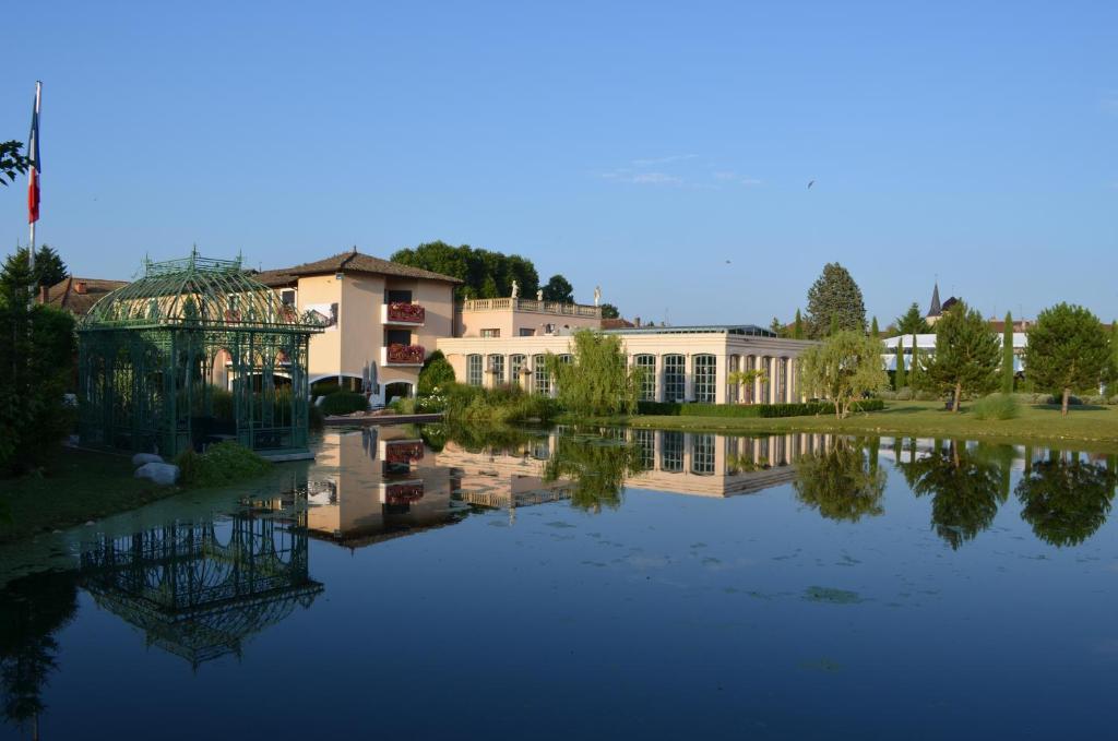 Georges Blanc Parc & Spa Hotel Vonnas Room photo